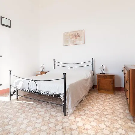 Tenuta Rurale فيلة كوتروفيانو